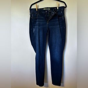 Old Navy Jeans distressed size 14